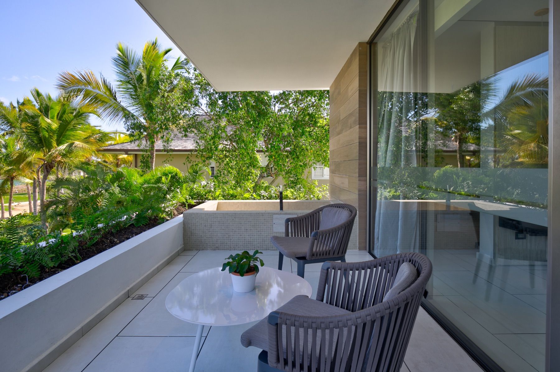 Royale Estate villa photo.